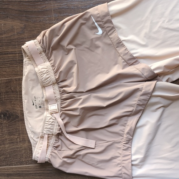 Neutral Super Lightweight Stretchy Dry Fit Nike Pants - Picture 3 of 7